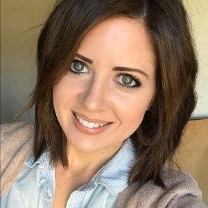 Meet your Posher, Haley